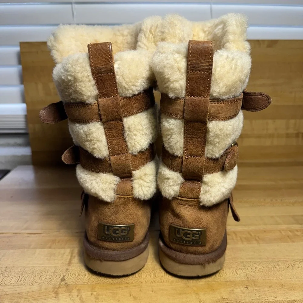 UGG Australia Triple Buckle Leather Shearling Boots Brown 1005380 Womens 9